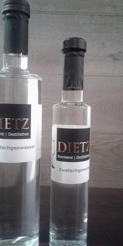 Zwetschgenwasser